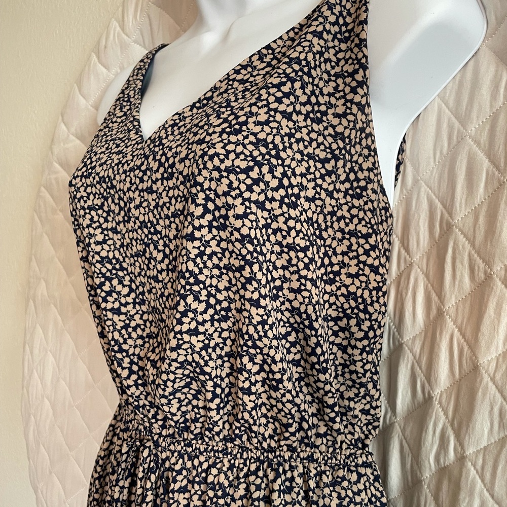 Floral romper size Medium